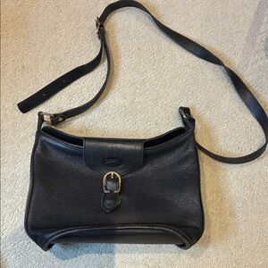 Longchamp Classic Black Pebbled Leather Shoulder Bag👝